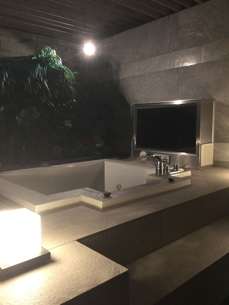 Hotel Venus Neo - Adults Only 9/51