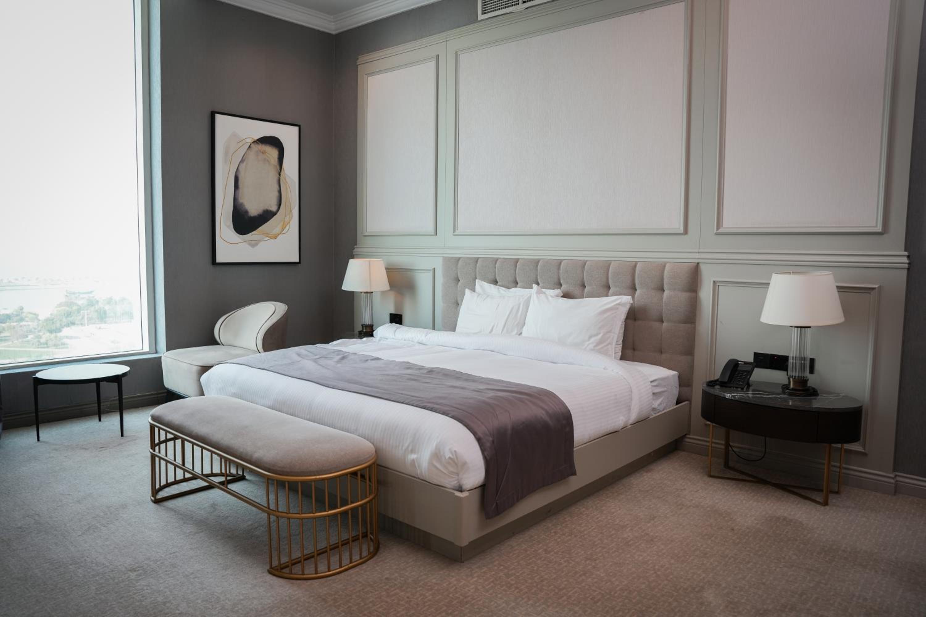 1 Bedroom, Horizon, Suite, King Bed, Sea View, Sofa
