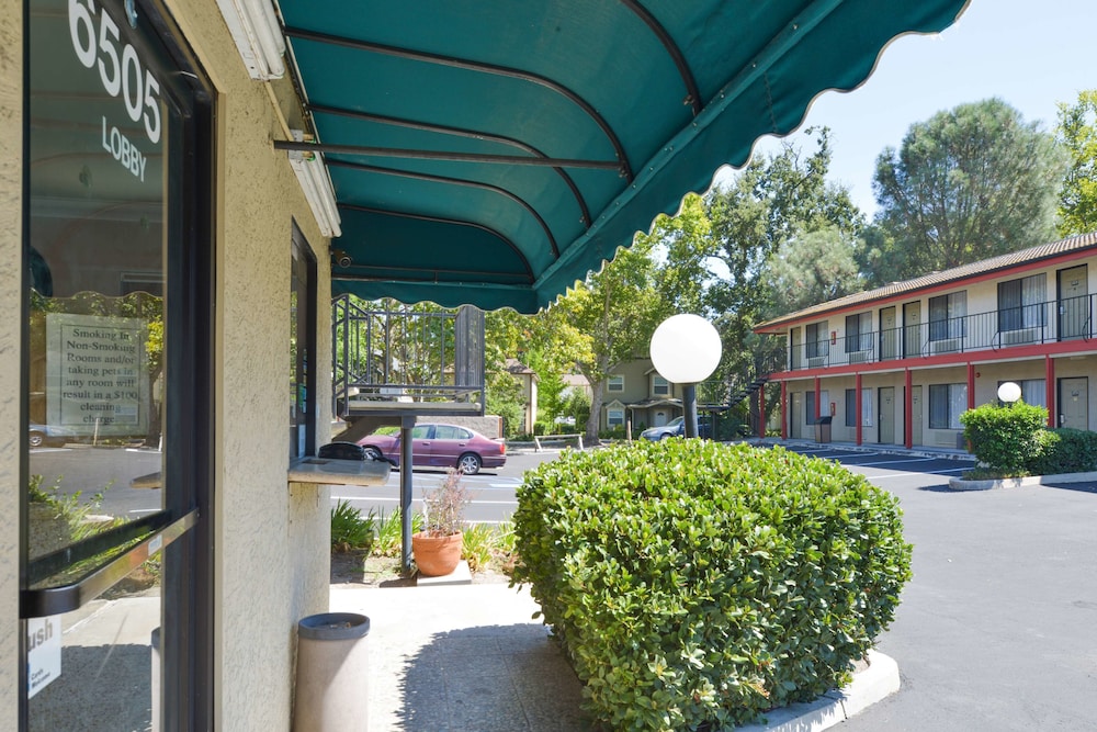 Americas Best Value Inn Atascadero Paso Roble 59/66