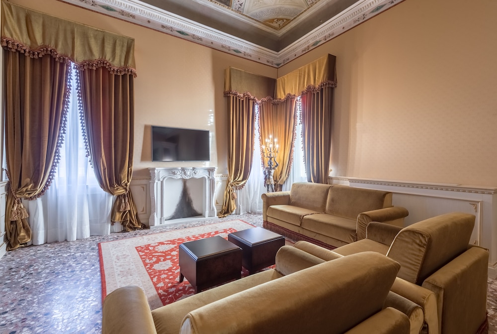 Nani Mocenigo Palace 59/76