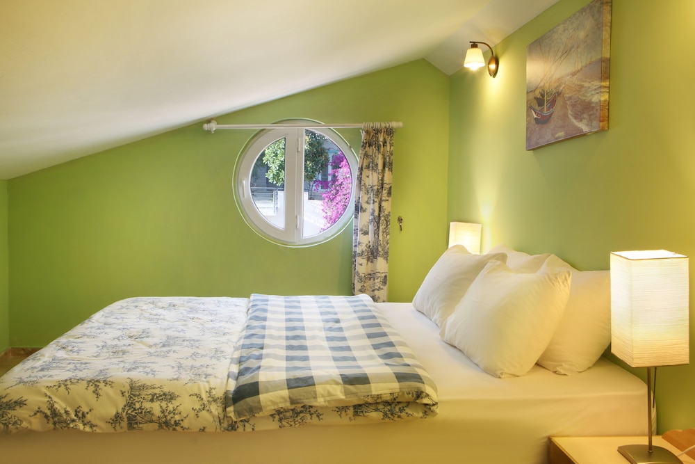 Saylam Suites 17/66
