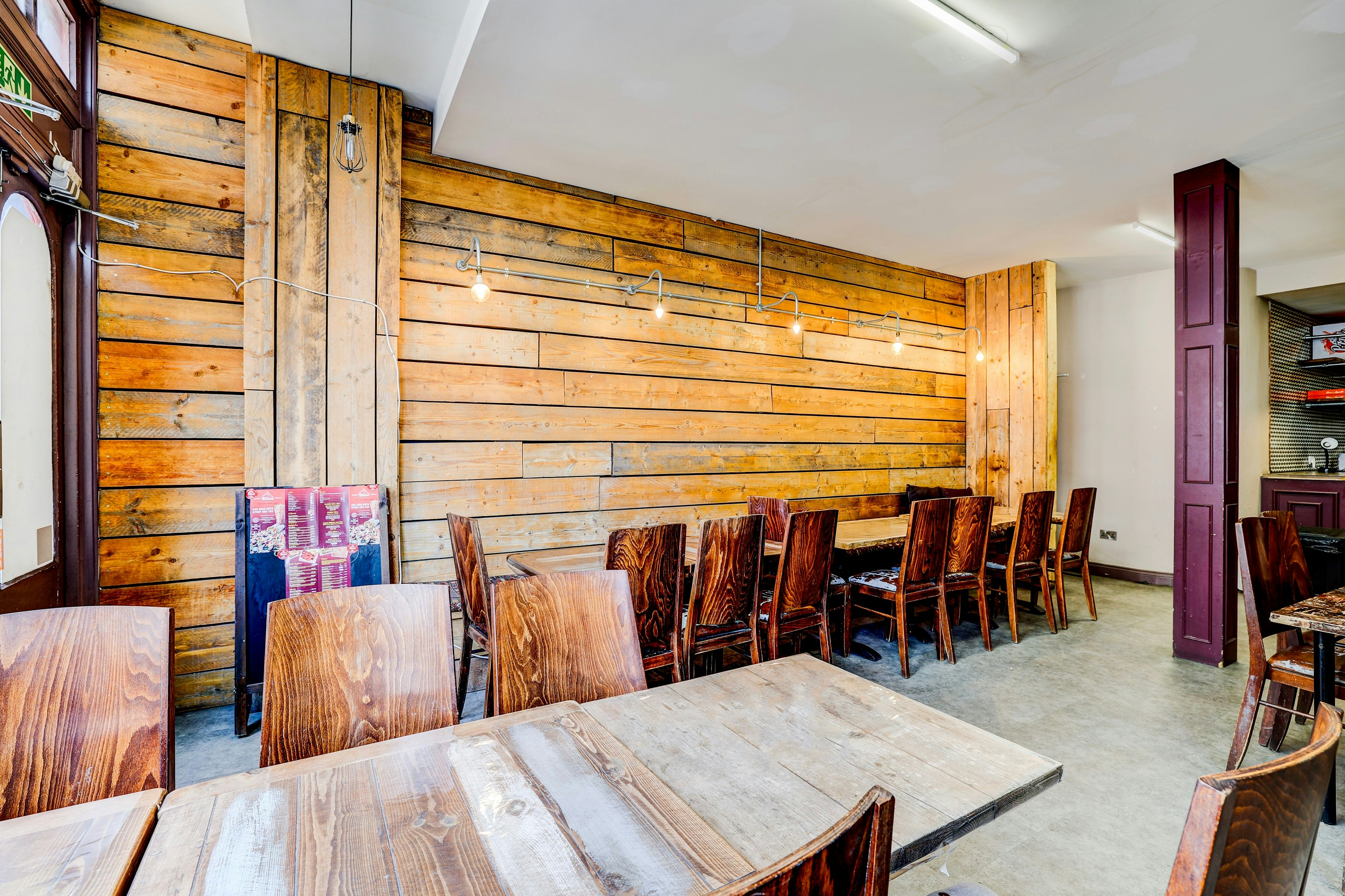 Belvilla Ilford Station Hotel, 4 min from Elizabeth line 41/46