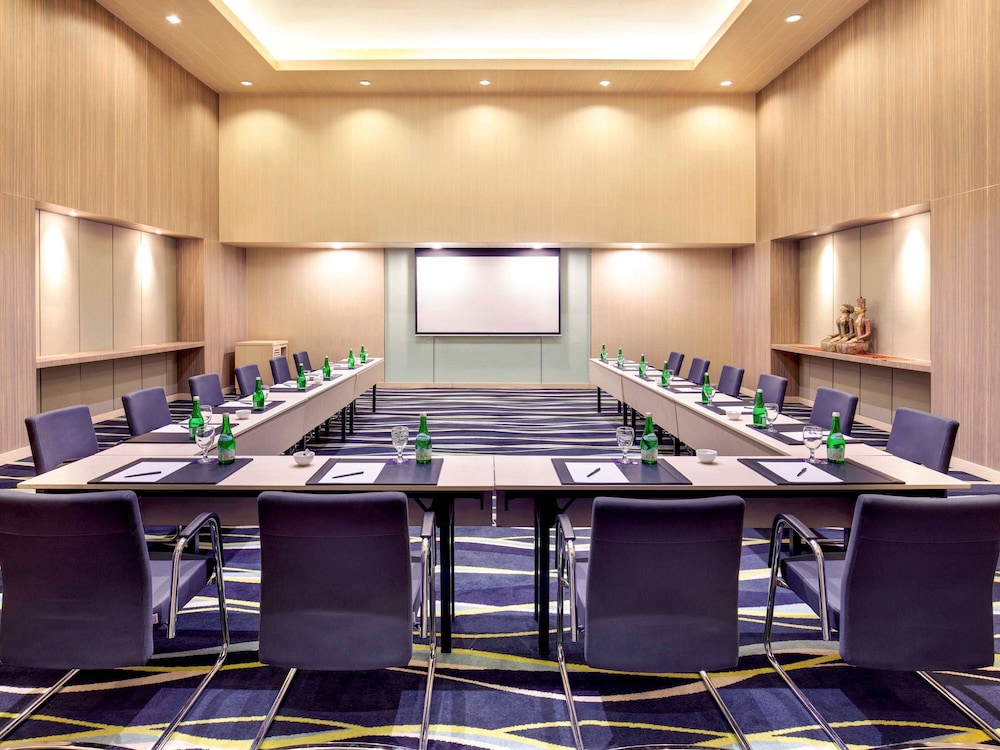 Grand Mercure Jakarta Kemayoran 59/69