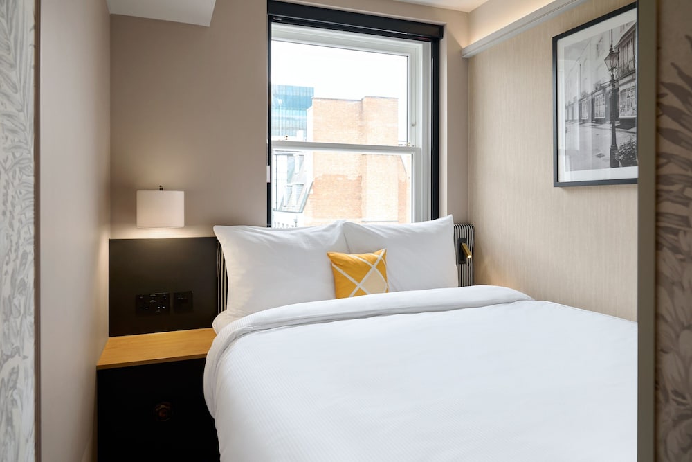 Pod, Double Bed