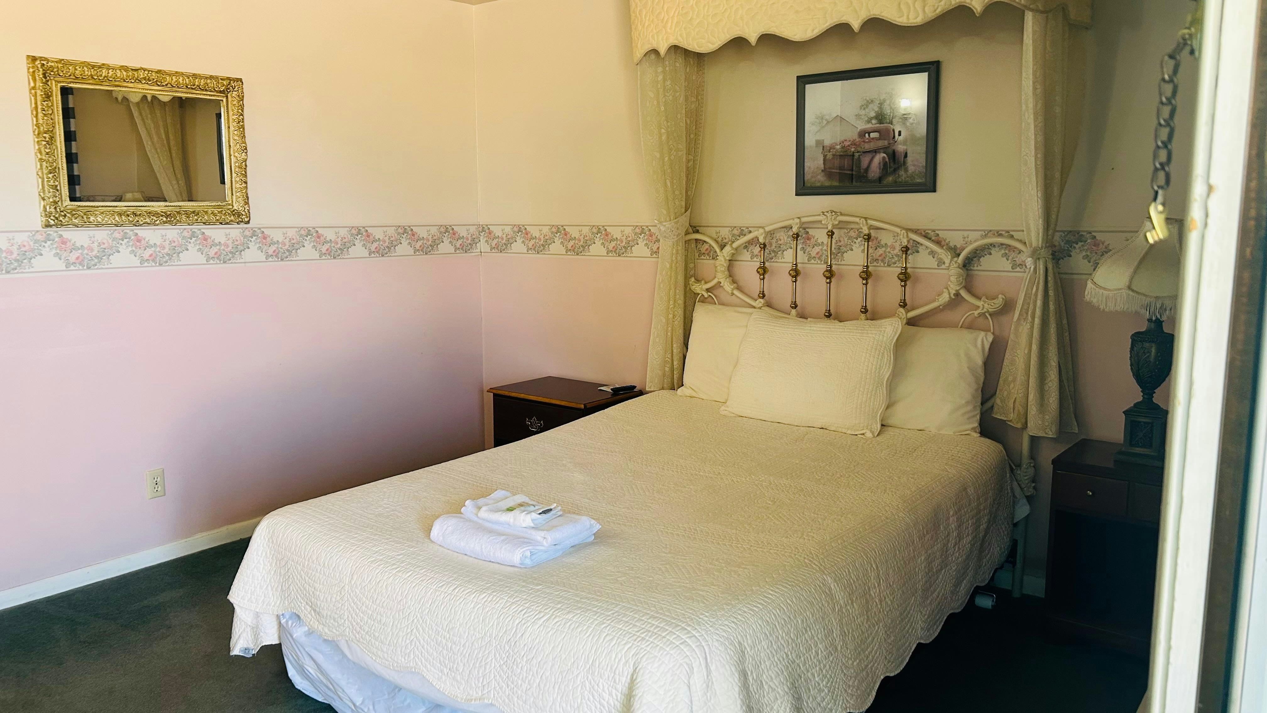 Victorian Inn Motel & Suites 14/48