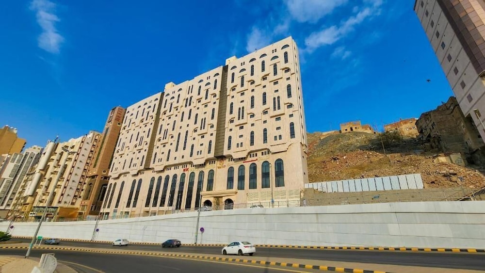 ميركيور جراند أم القرى(Misk Umm Al Qura Hotel) 7/38