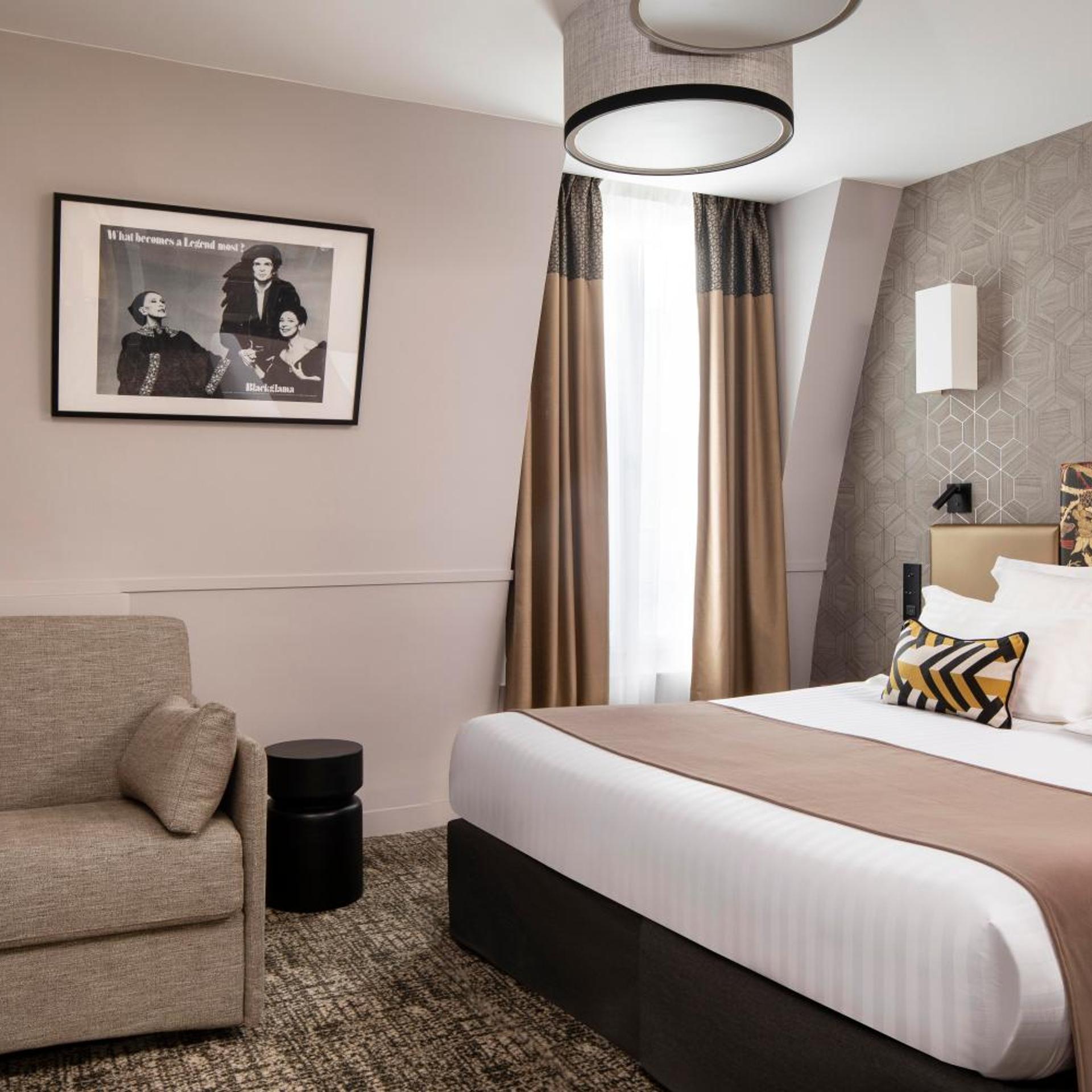 Room, Triple