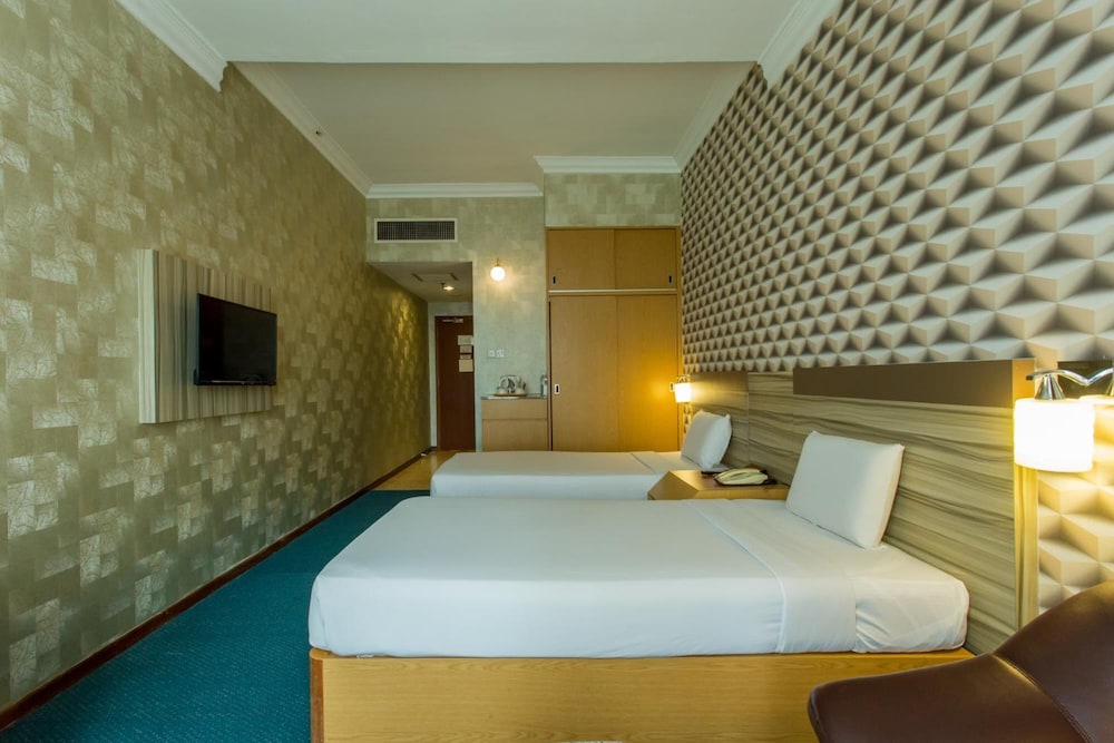 NEW YORK HOTEL 27/66