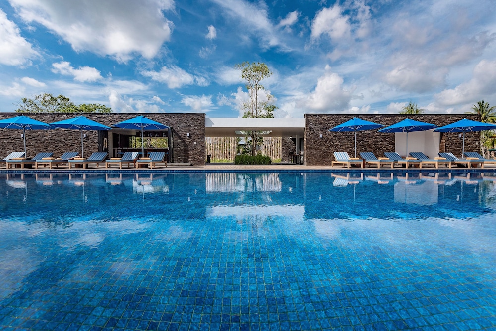 THE RESIDENCE BINTAN 15/73