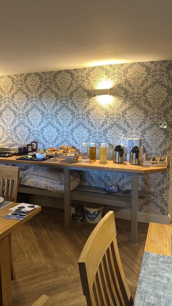 Regency Guest House 31/50