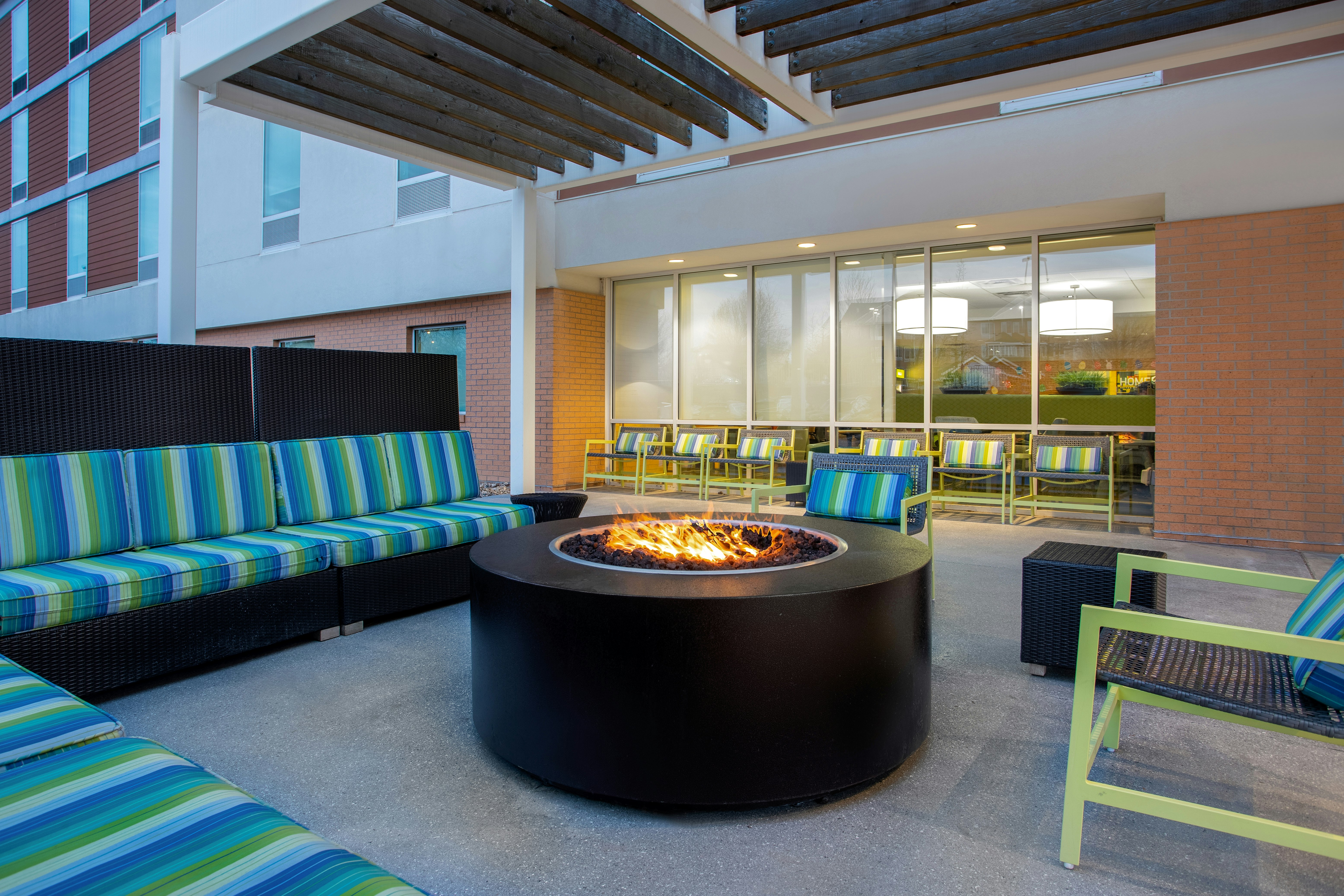 Home2 Suites by Hilton Omaha West, NE 15/23