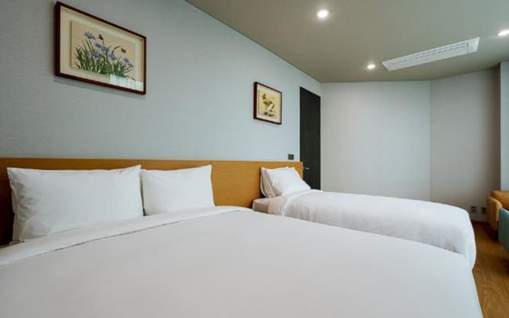 Kwangsu Hotel 16/52