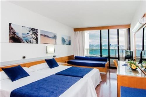 Standard, Double or Twin Bed