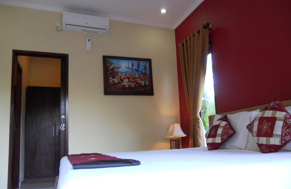 Avisara Villa and Guest House 31/50