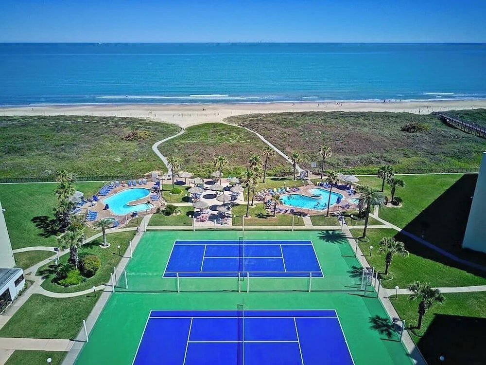 Royale Beach and Tennis Club, a VRI resort 21/49