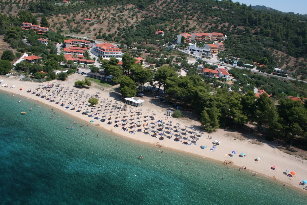 Lagomandra Hotel & Spa 31/35
