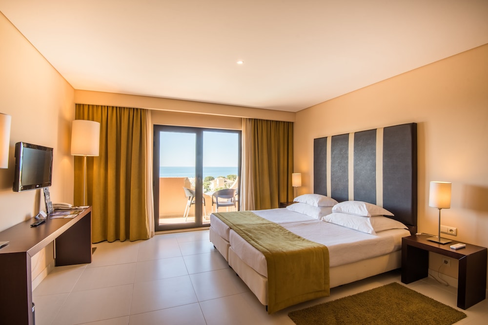 Twin Sea View