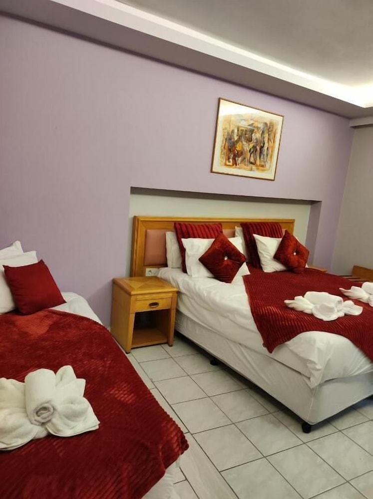 Nep Center Hotel 11/47