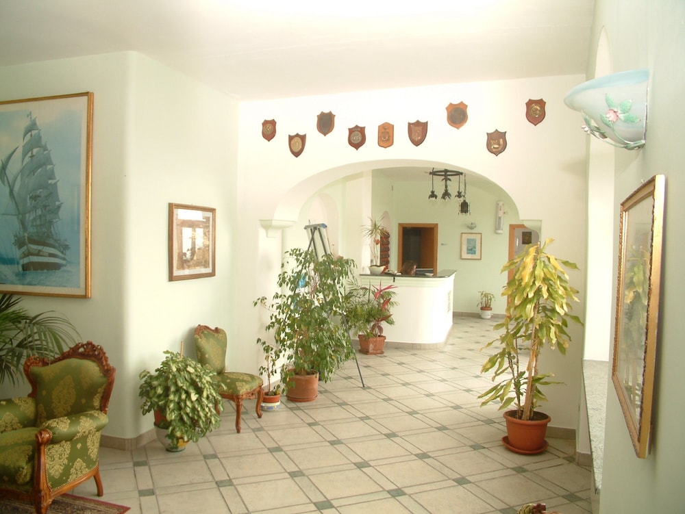 Hotel La Ginestra 6/32