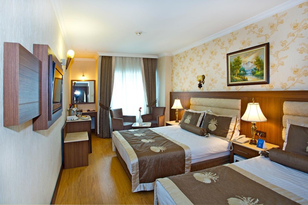 Grand Hilarium Hotel 22/68