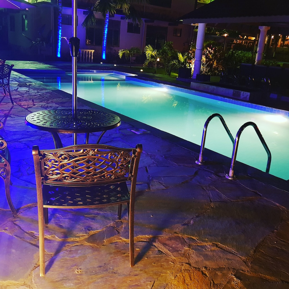 Sweet Garden Hotel 12/29