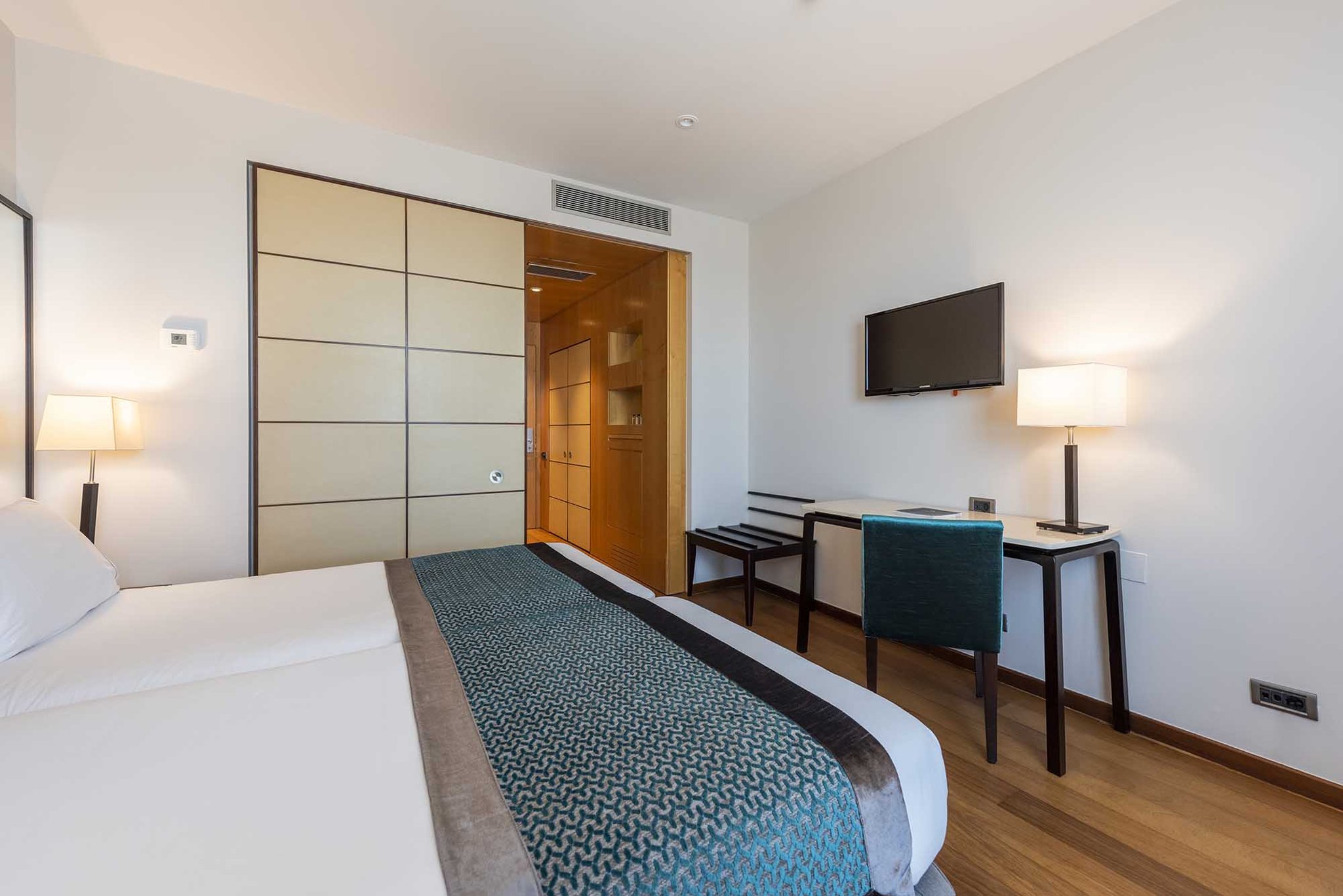 Eurostars Gran Valencia 11/50