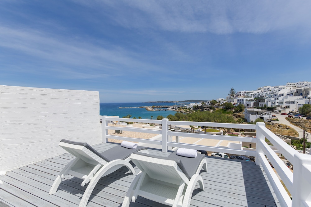 Alexandros Studios And Apartments 73/76