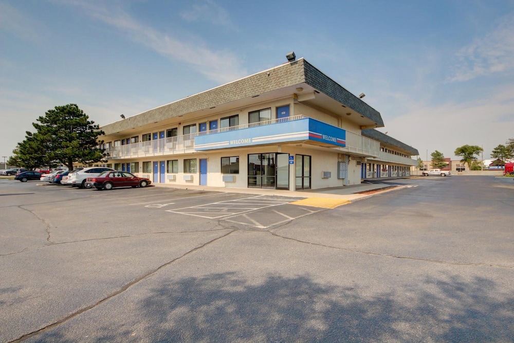 Motel6 Wichita, KS in WICHITA - KS