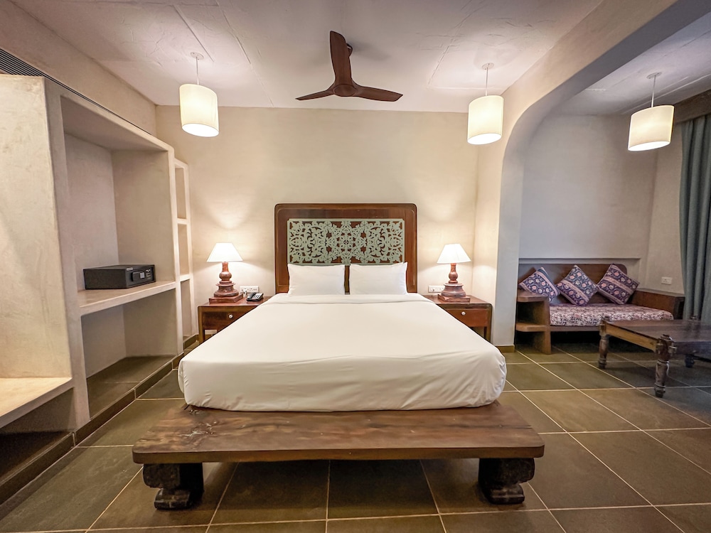 Heritage, King Bed