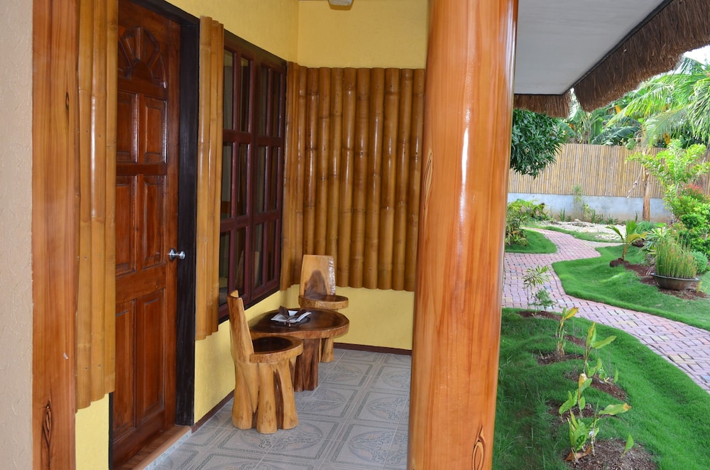 Zen Rooms Veraneante Resort Bohol 37/79