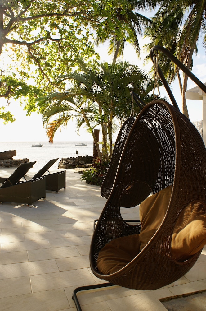 Garden Island Resort 22/23