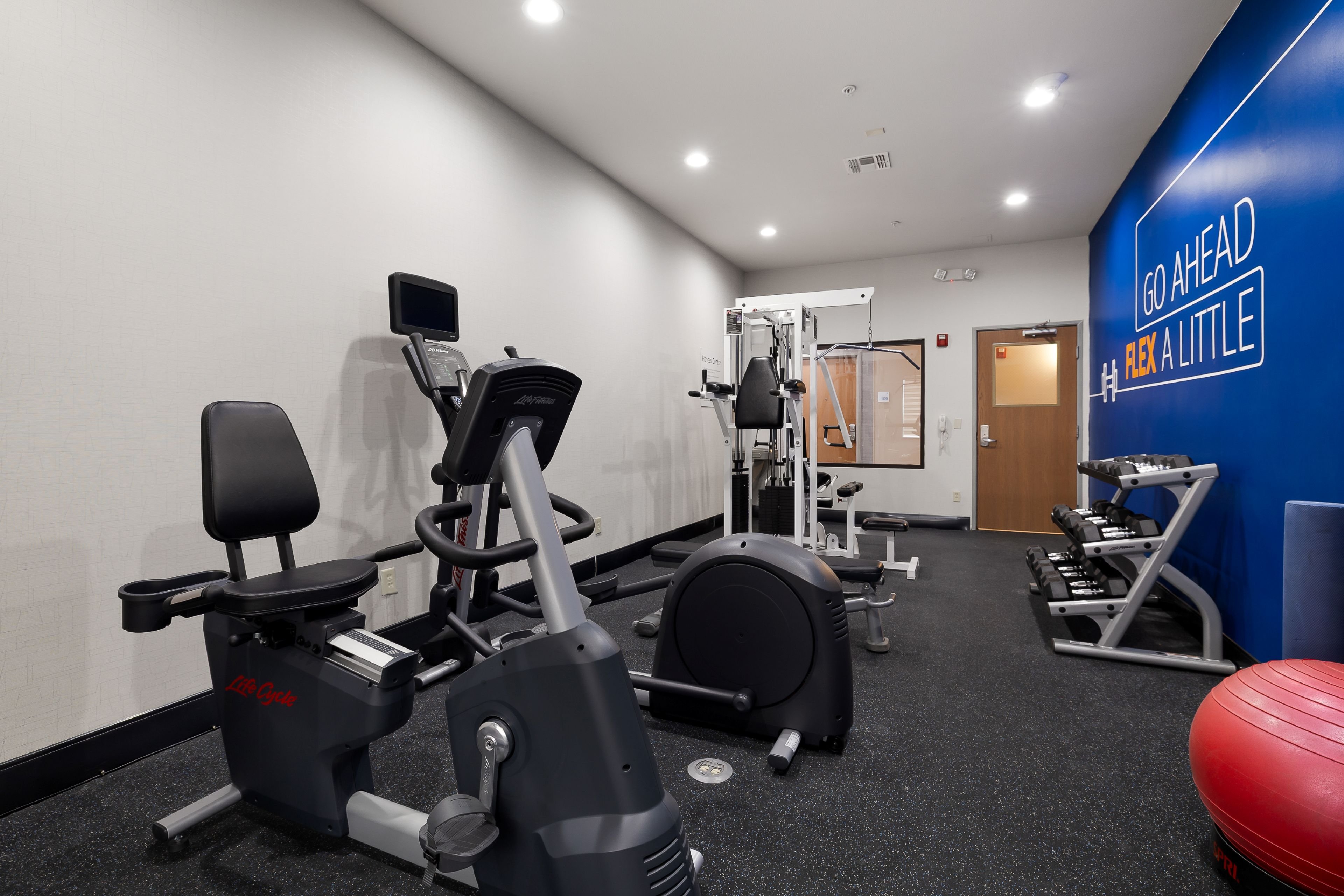 Holiday Inn Express Hotel And Suites Jourdanton Pleasanton 30/58