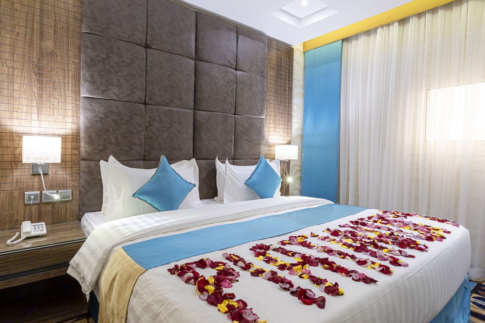 Y Platinum Hotel 14/43