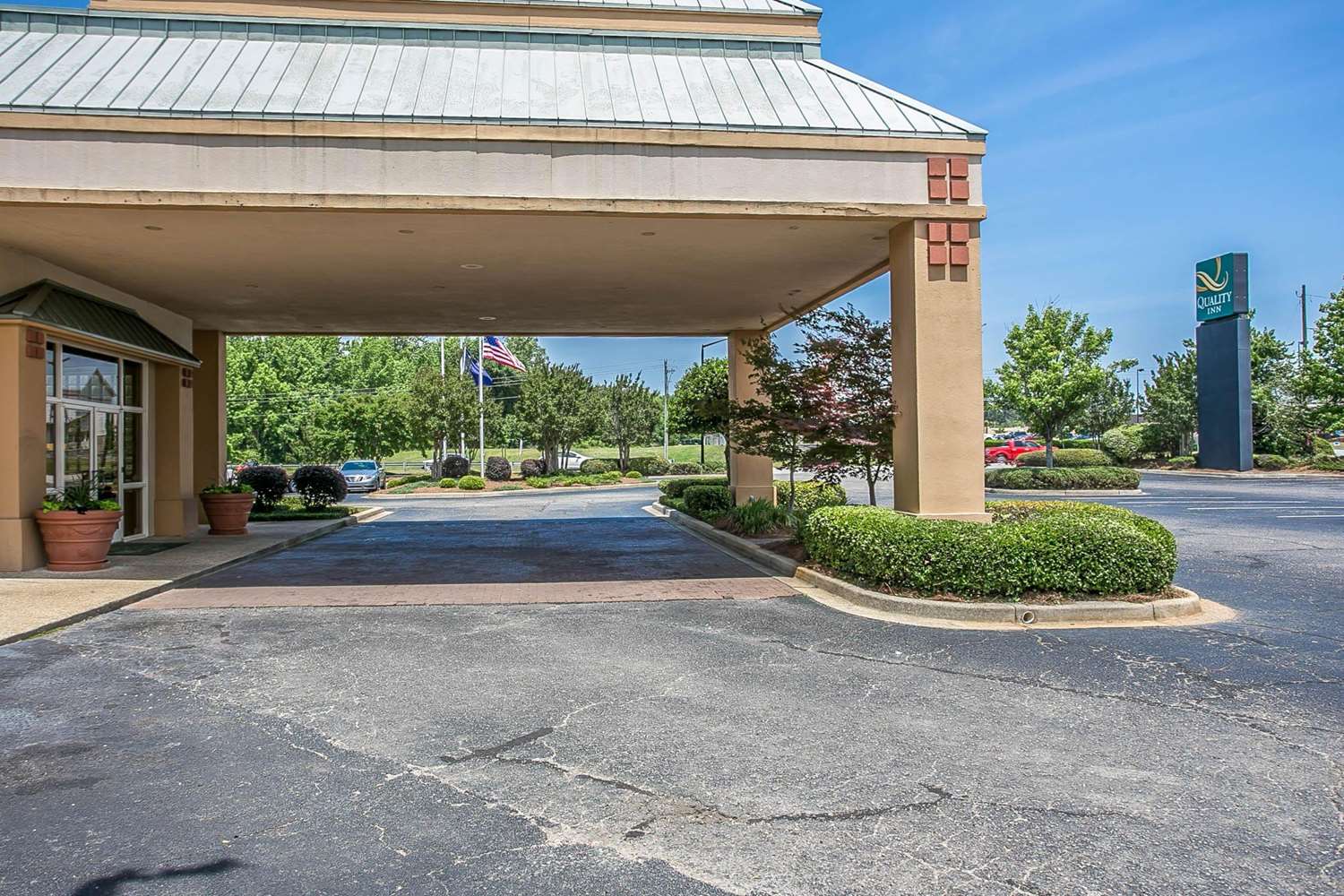 Quality Inn Sumter near Shaw AFB 29/32