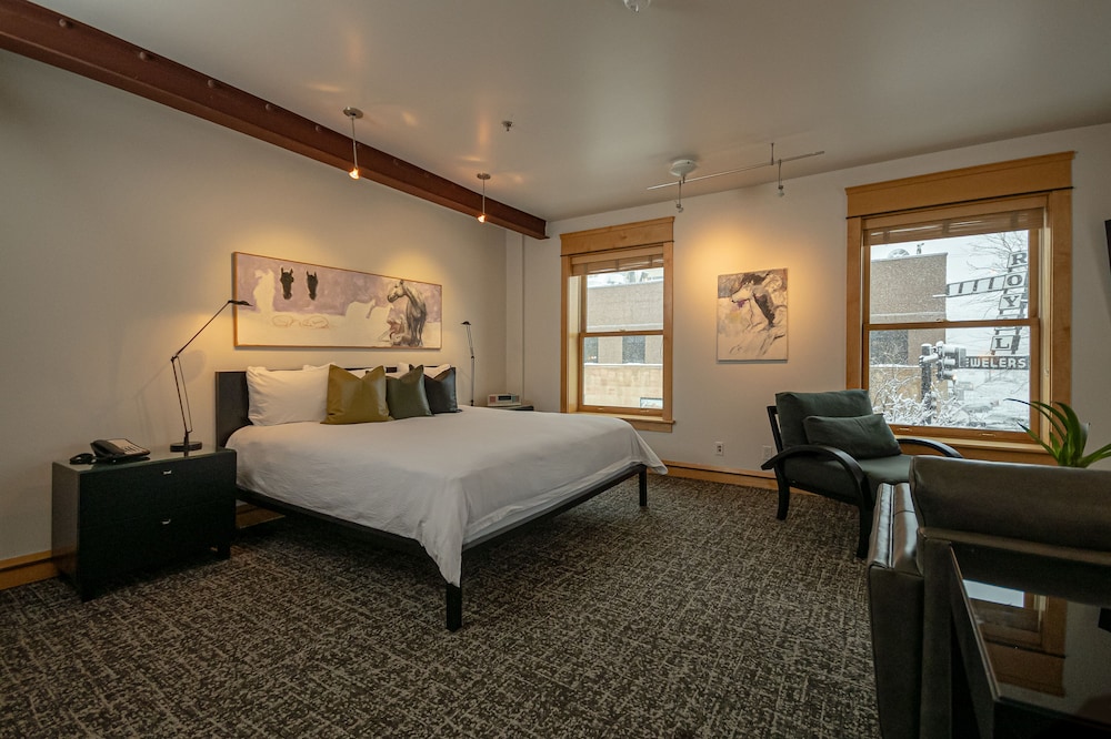 Hotel Donaldson 8/49