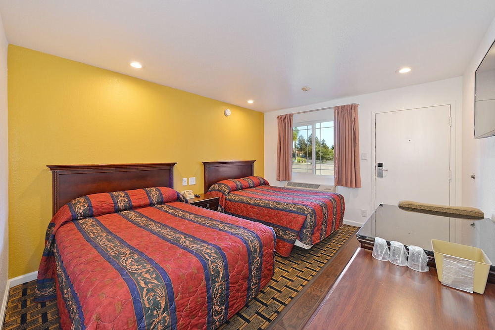 Budget Inn 13/21