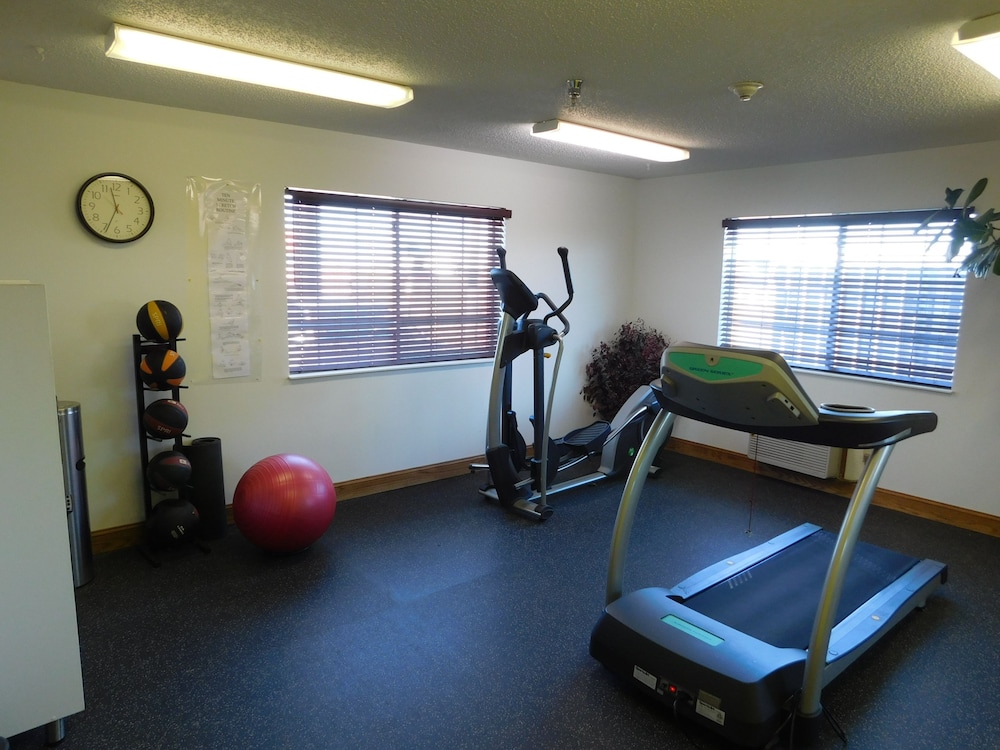 Days Inn by Wyndham Lexington NE 27/46