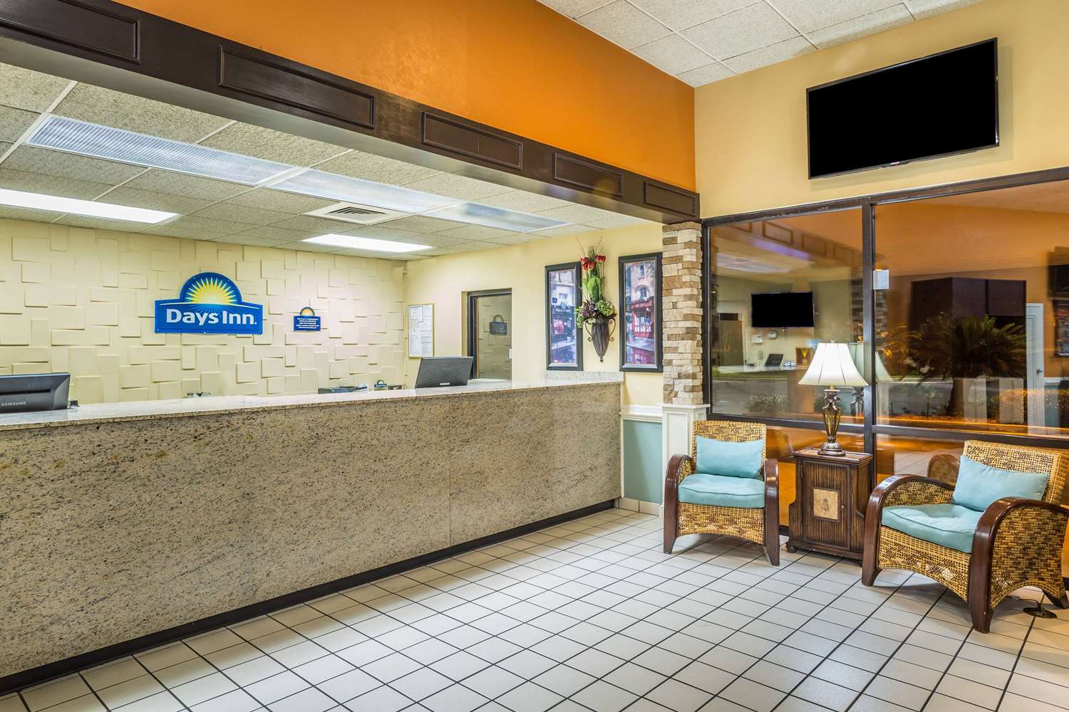 Days Inn By Wyndham Lake Park Valdosta 2/12