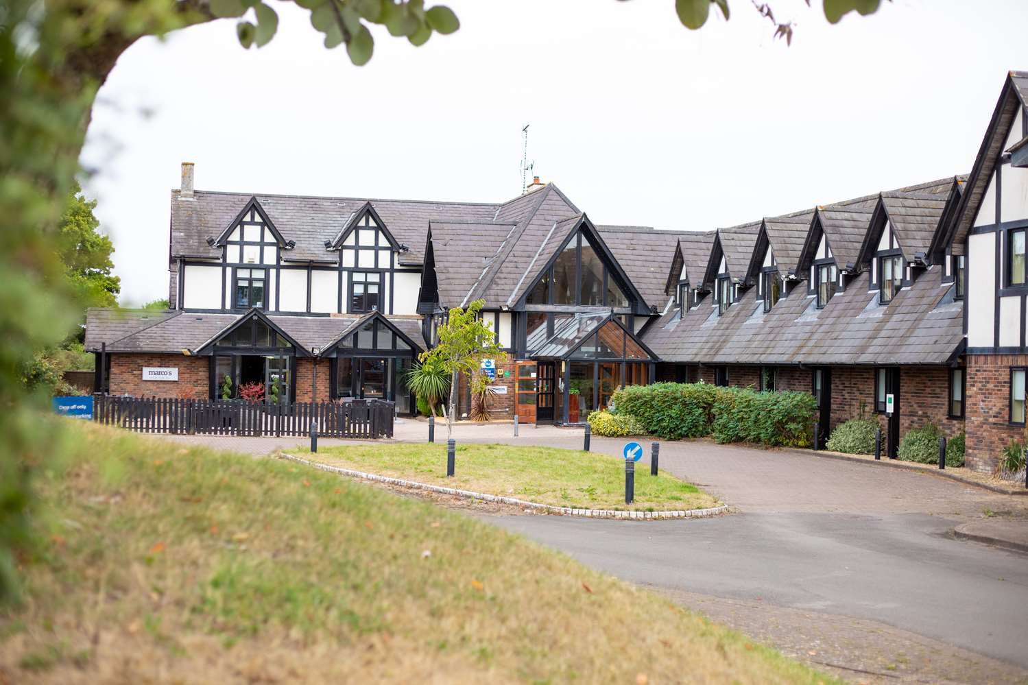 Best Western Bristol North The Gables Hotel 4/52