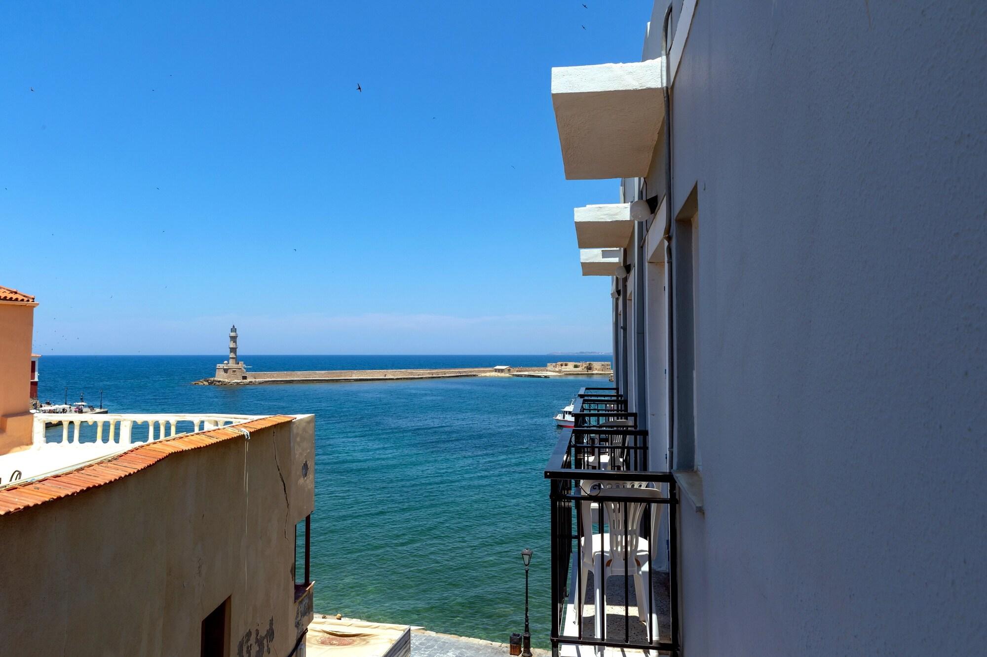 Lucia Hotel 37/47