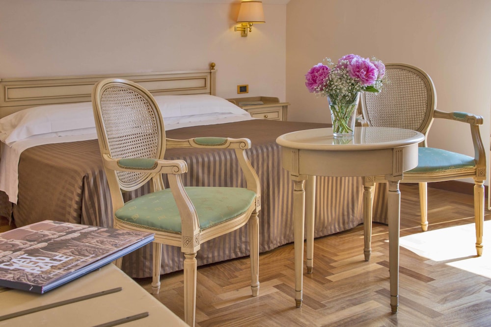 Grand Hotel Villa Politi 53/59