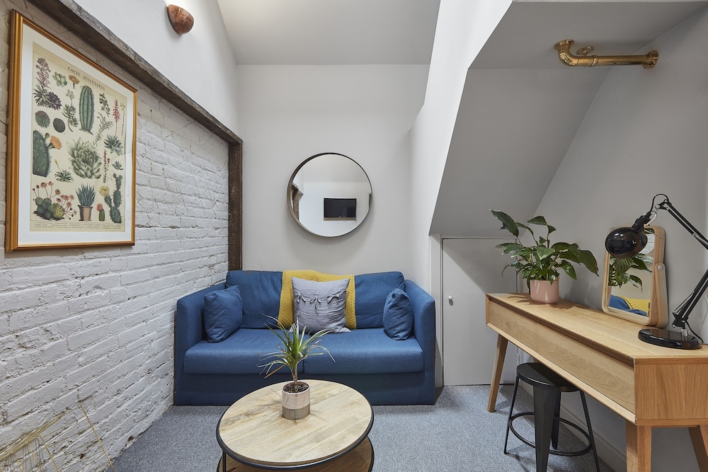 The Georgian Townhouse 49/69
