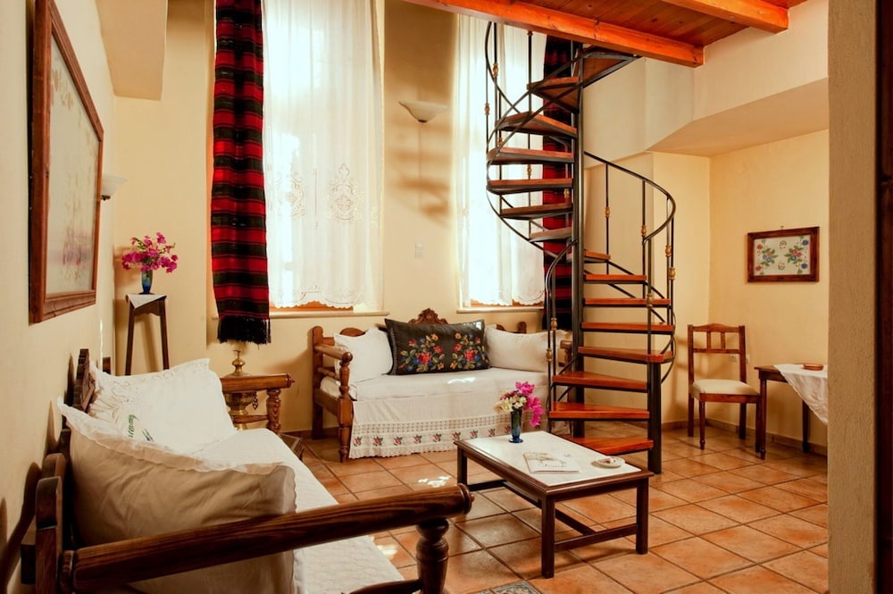 Veneto Boutique Hotel 68/77