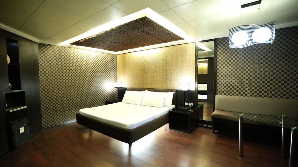 Hotel Ava Gil Puyat 19/56