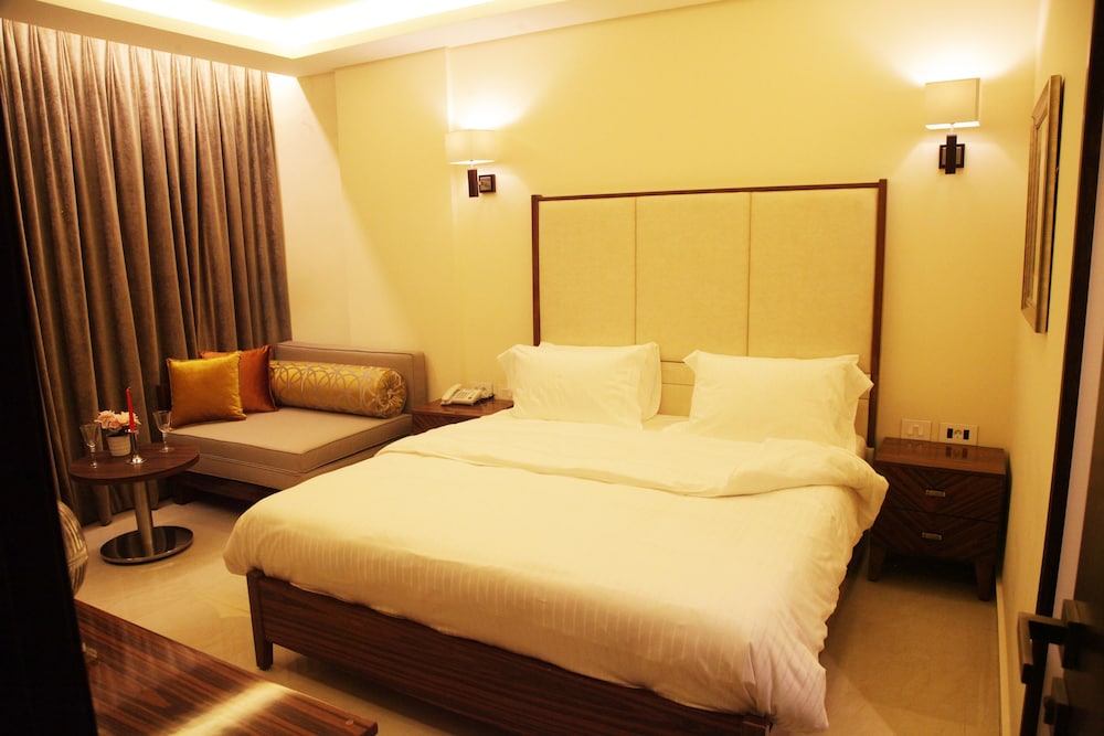 Grand Concerto Hotel 14/50