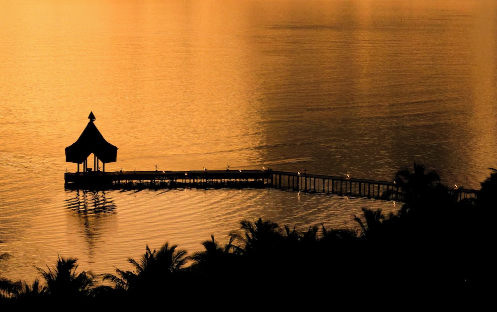 Canareef Resort Maldives 59/65