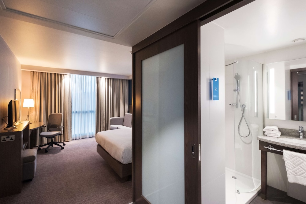 HAMPTON BY HILTON ABERDEEN AIRPORT 12/46
