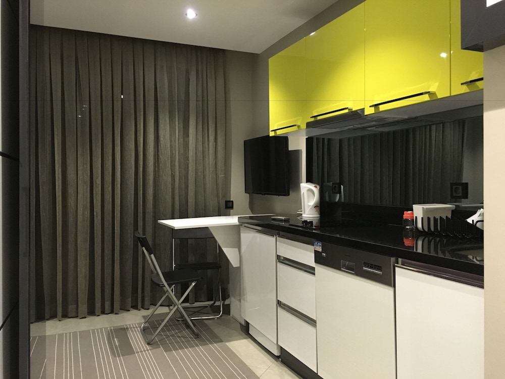 Bmk Suites And Apartments 33/50