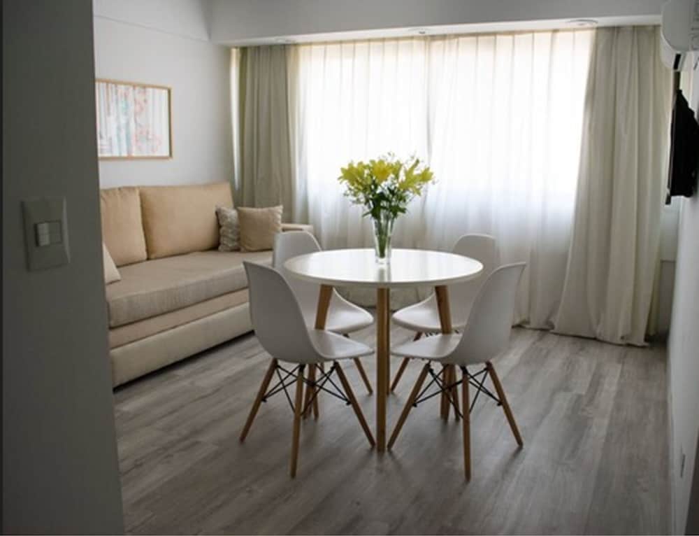 DecO Recoleta Hotel 39/61