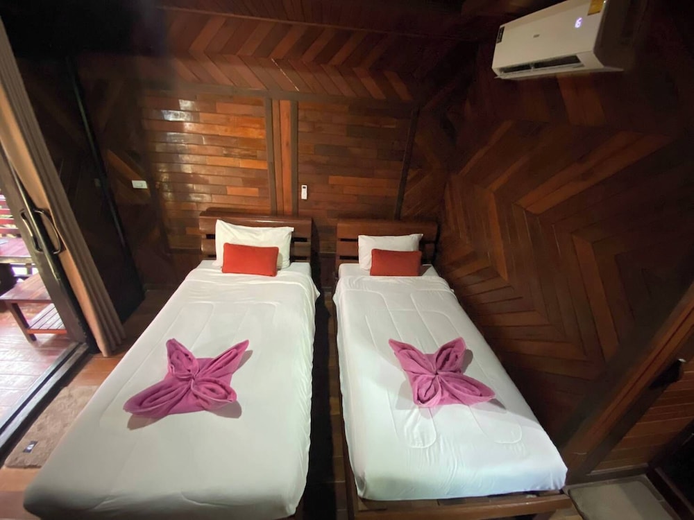 PHI PHI SAND SEA VIEW RESORT 17/57